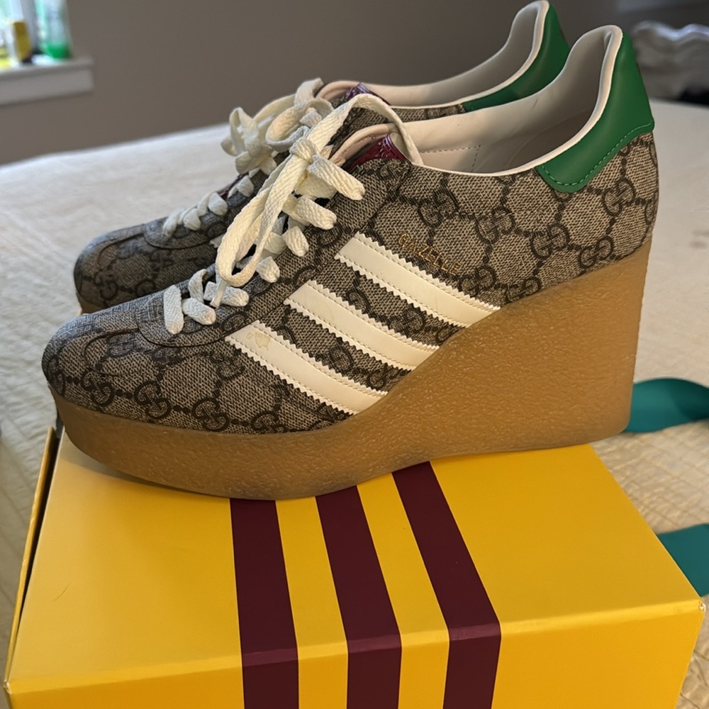Gucci Brown and Green Wedge Shoes with adidas Iconic Design - Picture 3 of 8
